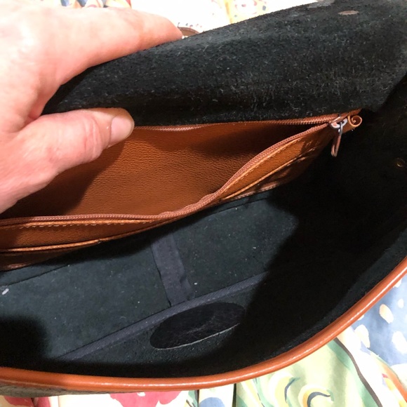 Vintage 1996 Dooney & Bourke ShoulderBag - Picture 3 of 12